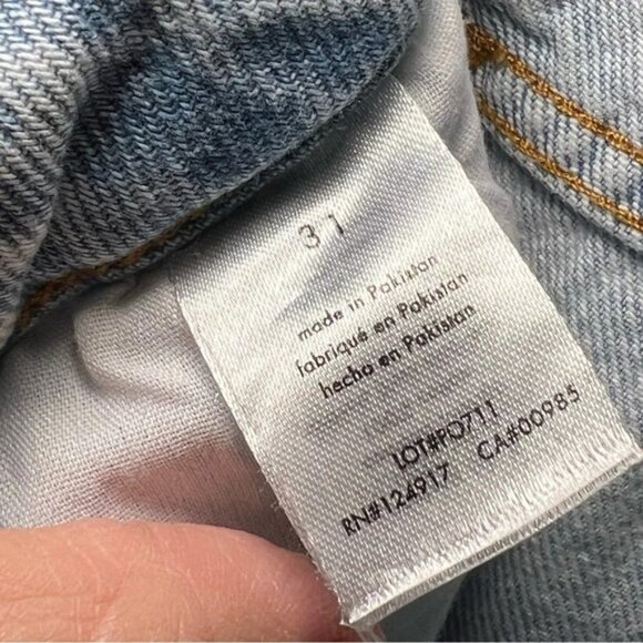 WeWoreWhat Mom Slit Straight Light Denim Jeans Women's size 31 high waisted - Picture 7 of 12